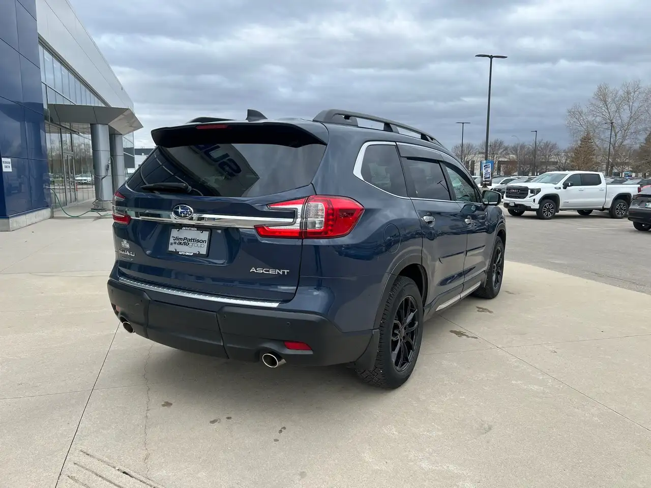Subaru Ascent photo Subaru Ascent