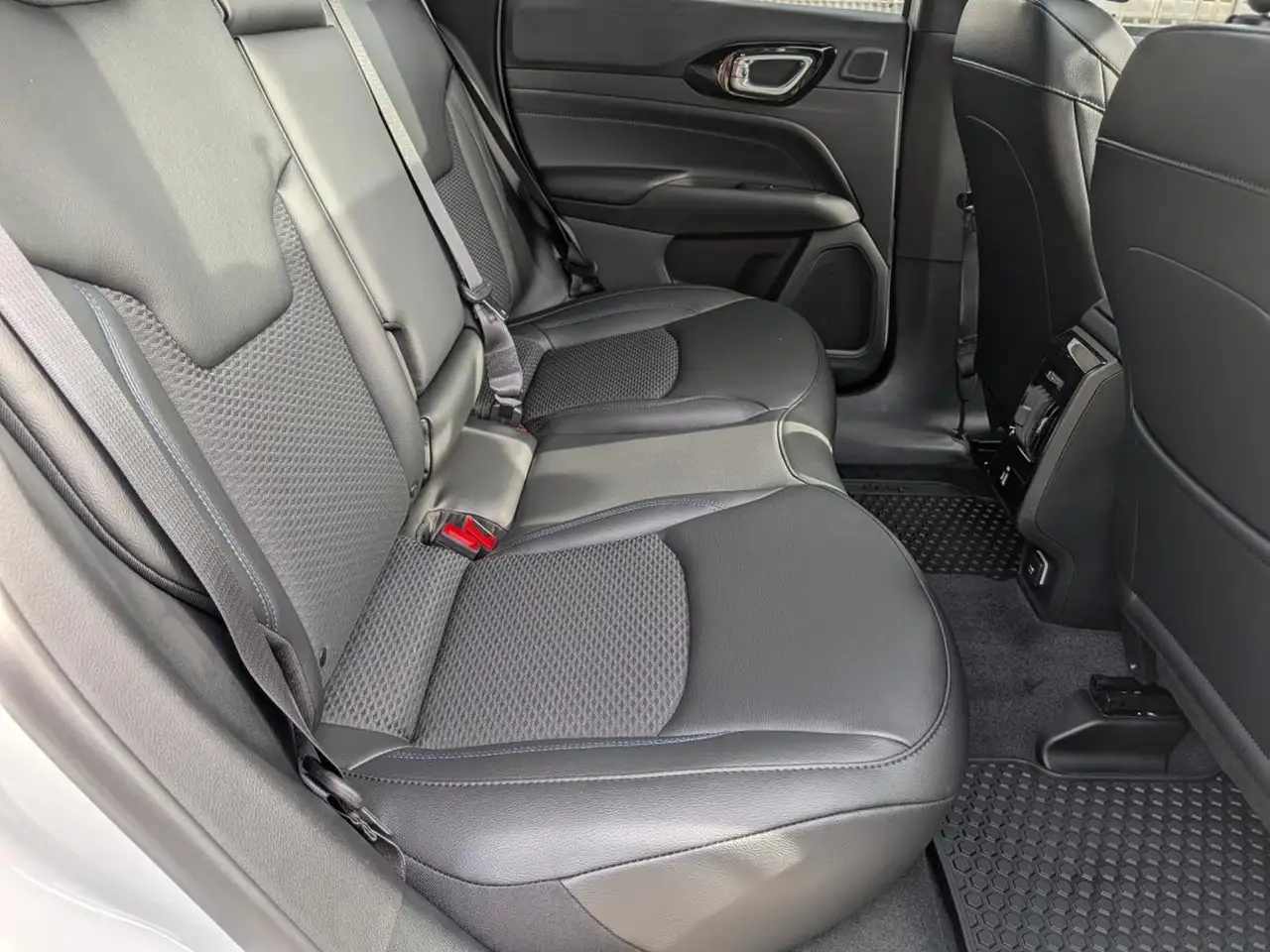 Jeep Compass fotografie Jeep Compass