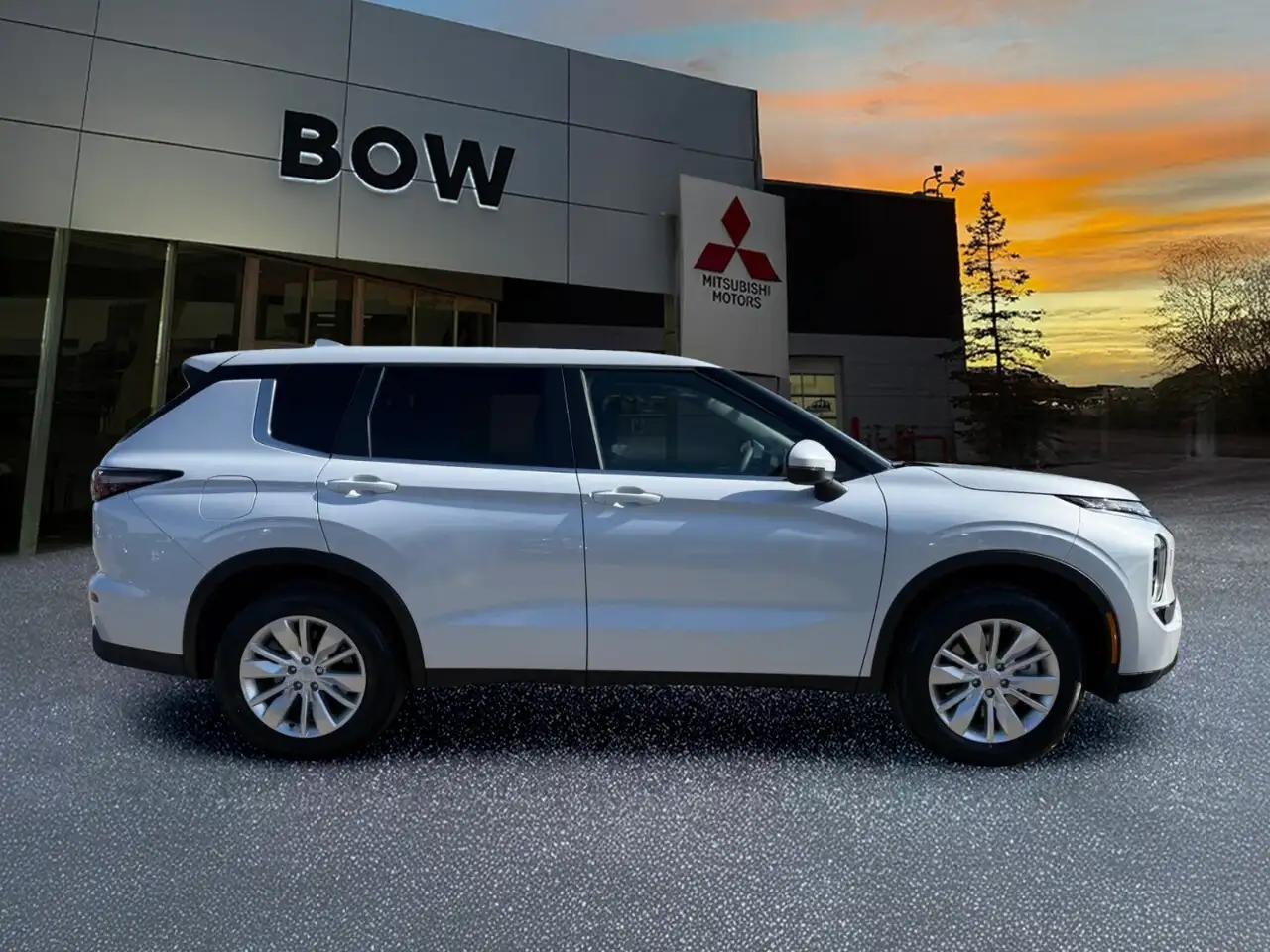 Mitsubishi Outlander снимка Mitsubishi Outlander