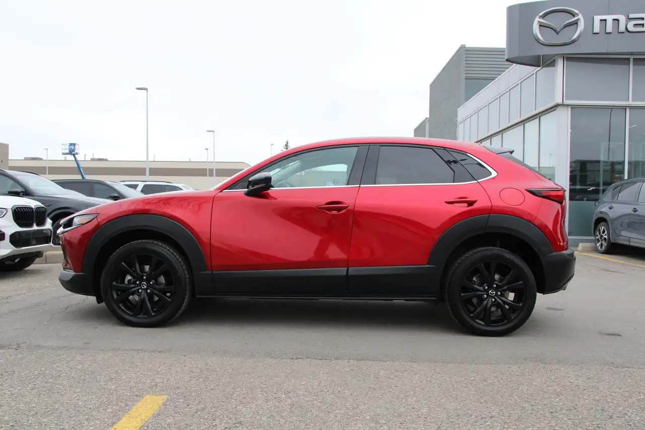 Mazda CX-30 photo Mazda CX-30