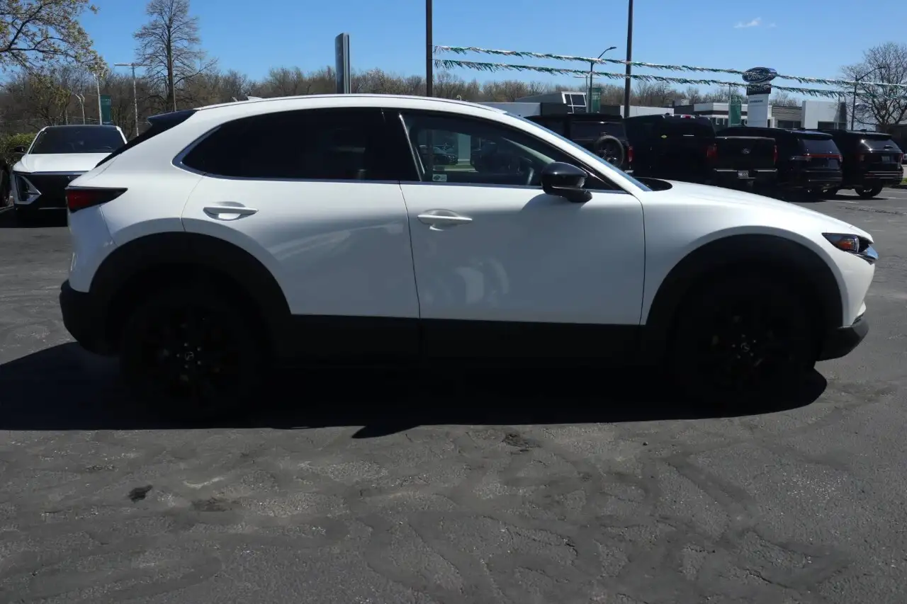 Mazda CX-30 снимка Mazda CX-30