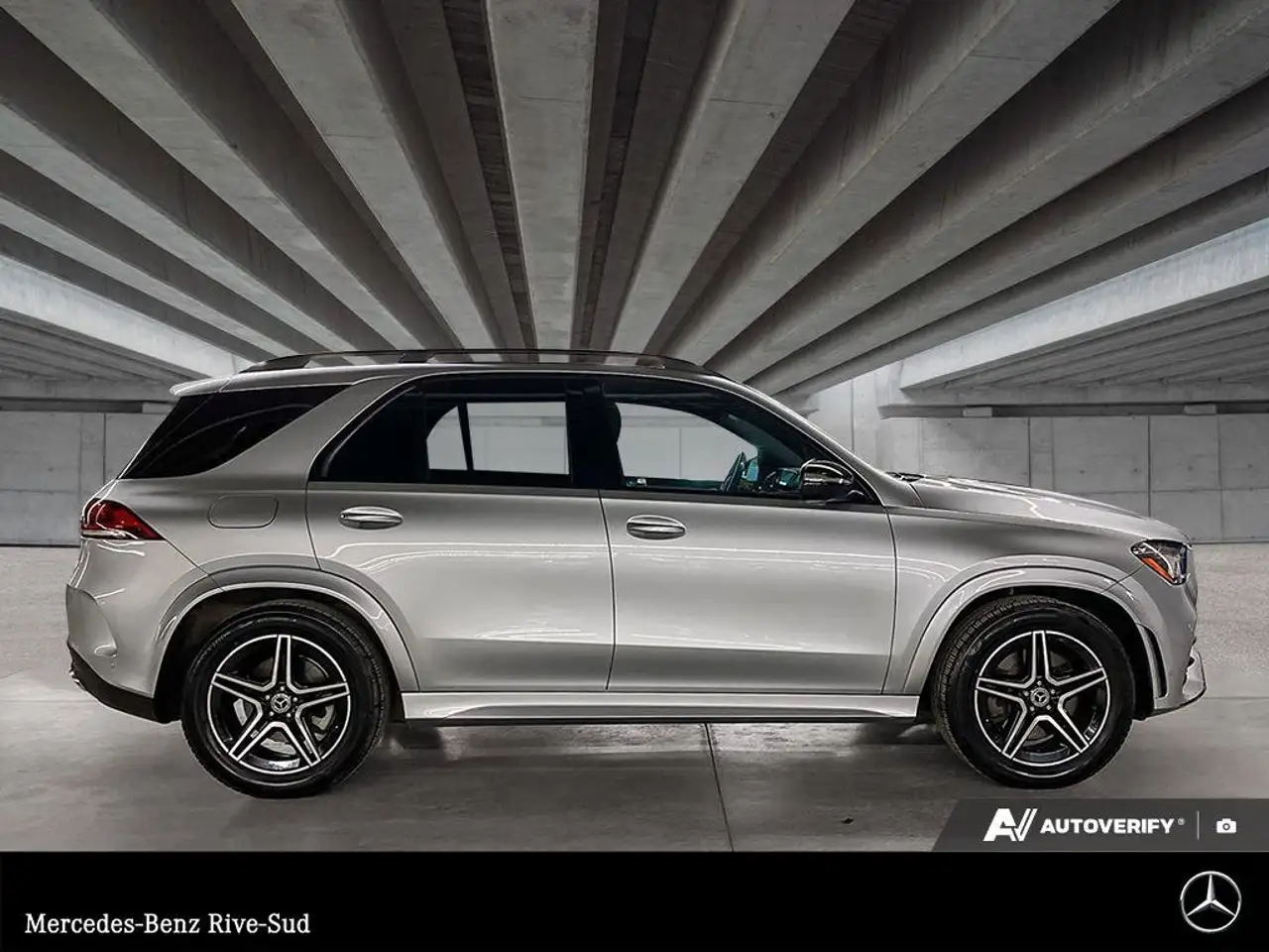 Mercedes-Benz GLE снимка Mercedes-Benz GLE
