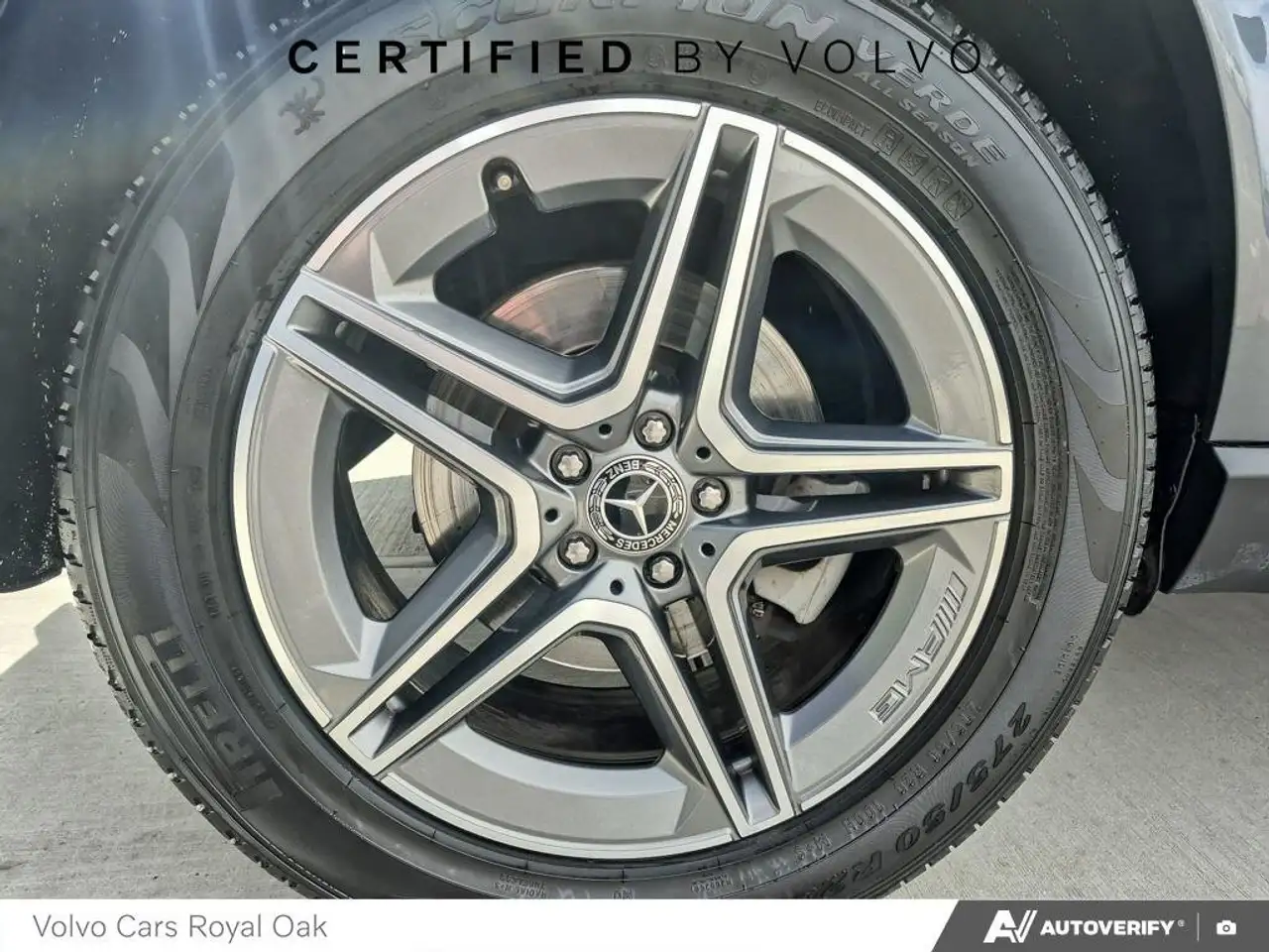Mercedes-Benz GLE снимка Mercedes-Benz GLE