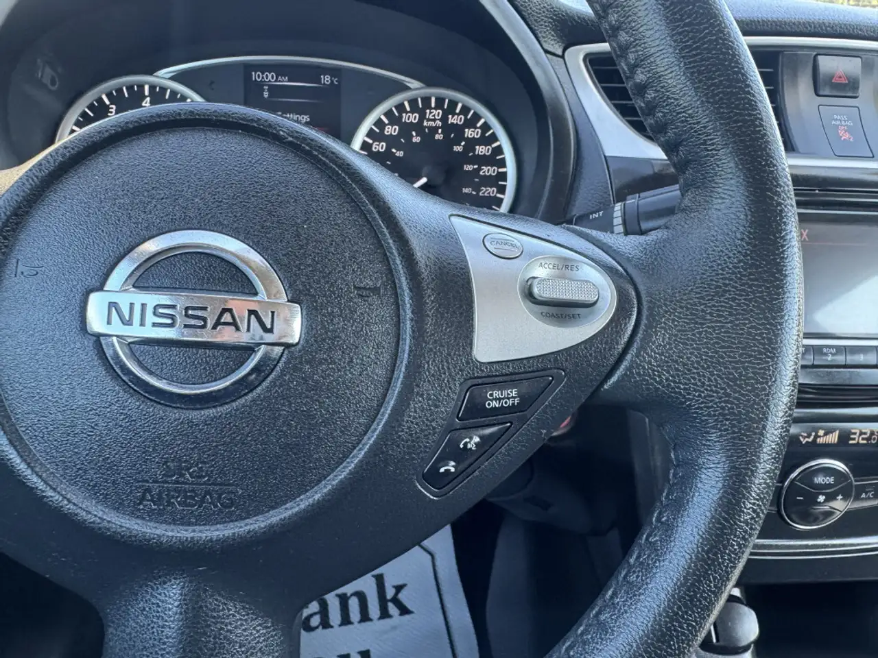 Nissan Sentra fotografie Nissan Sentra