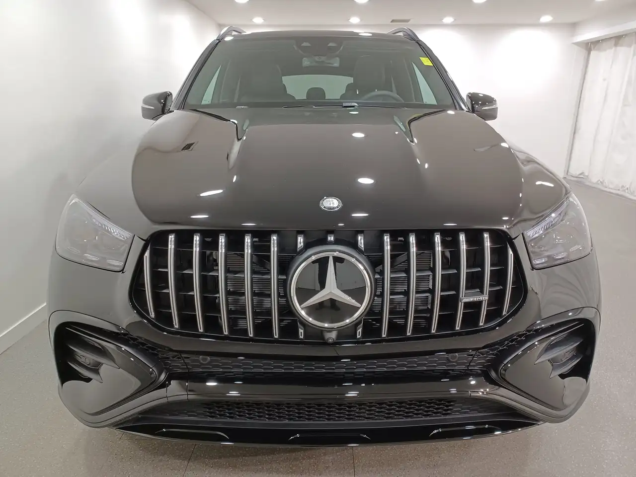 Mercedes-Benz GLE снимка Mercedes-Benz GLE