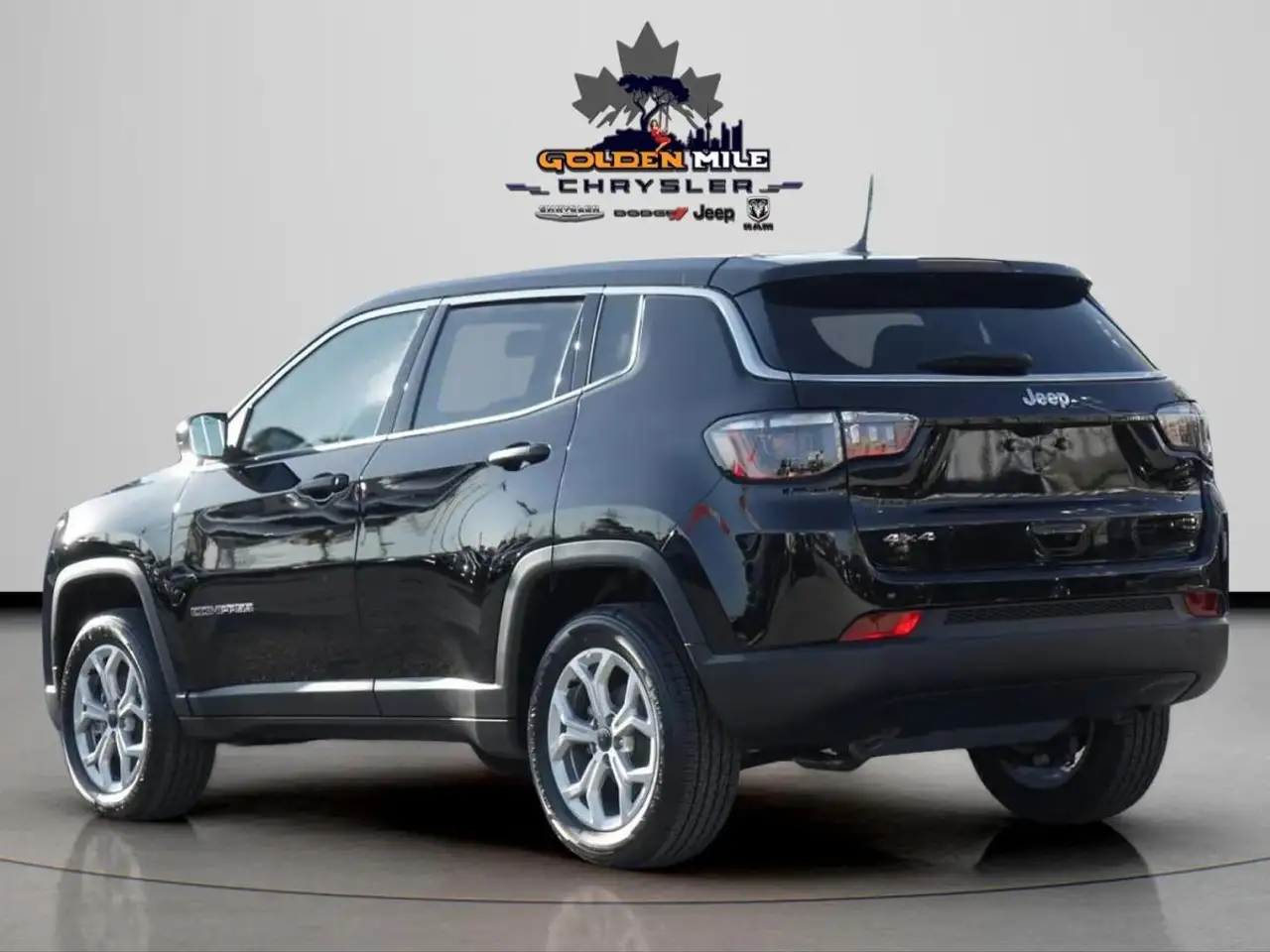 Jeep Compass photo Jeep Compass