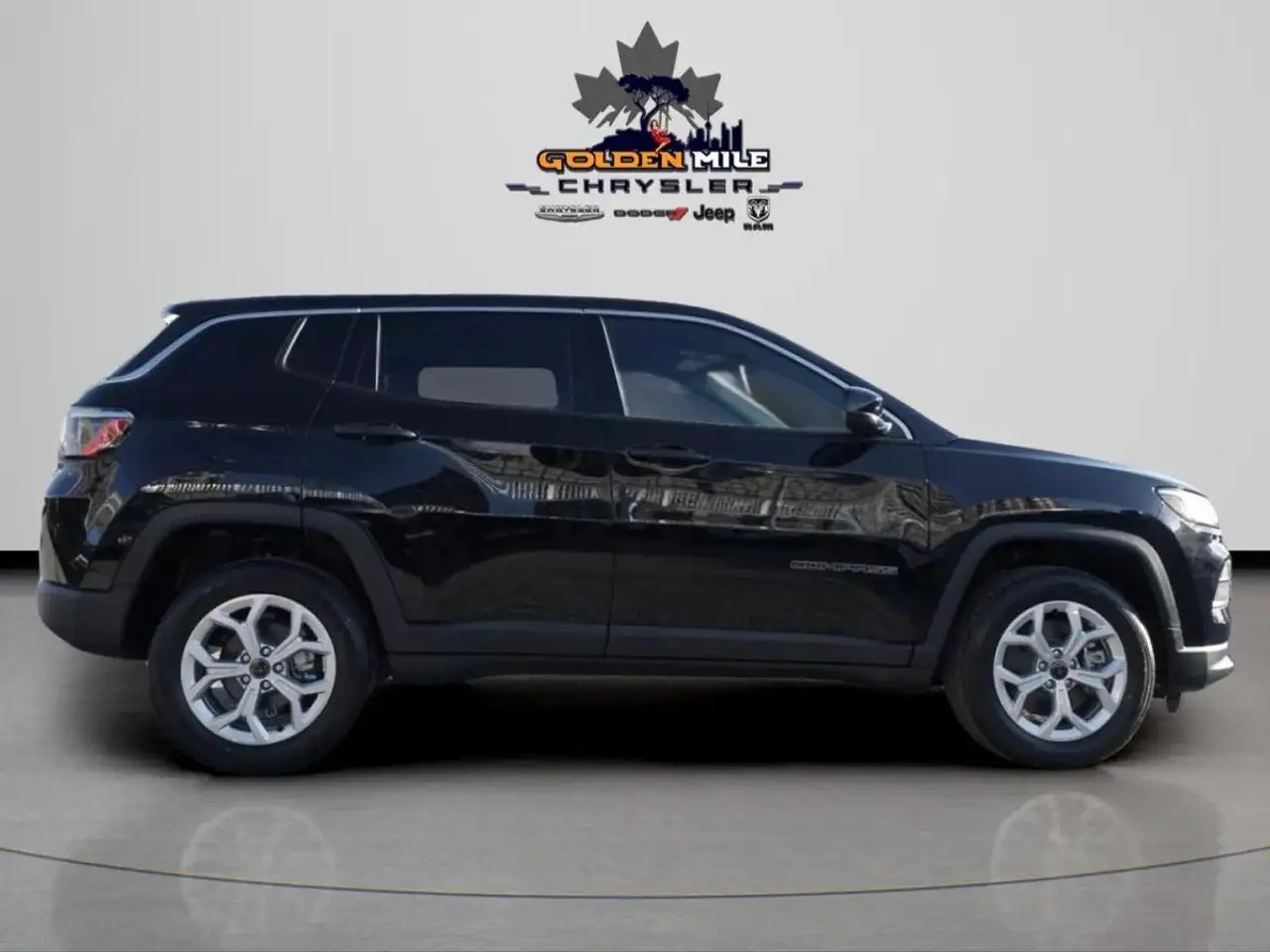 Jeep Compass photo Jeep Compass