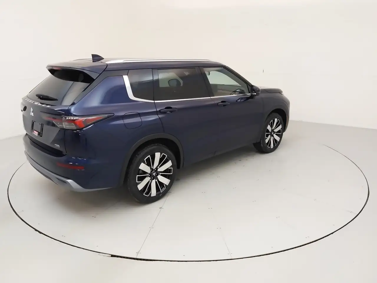 Mitsubishi Outlander снимка Mitsubishi Outlander