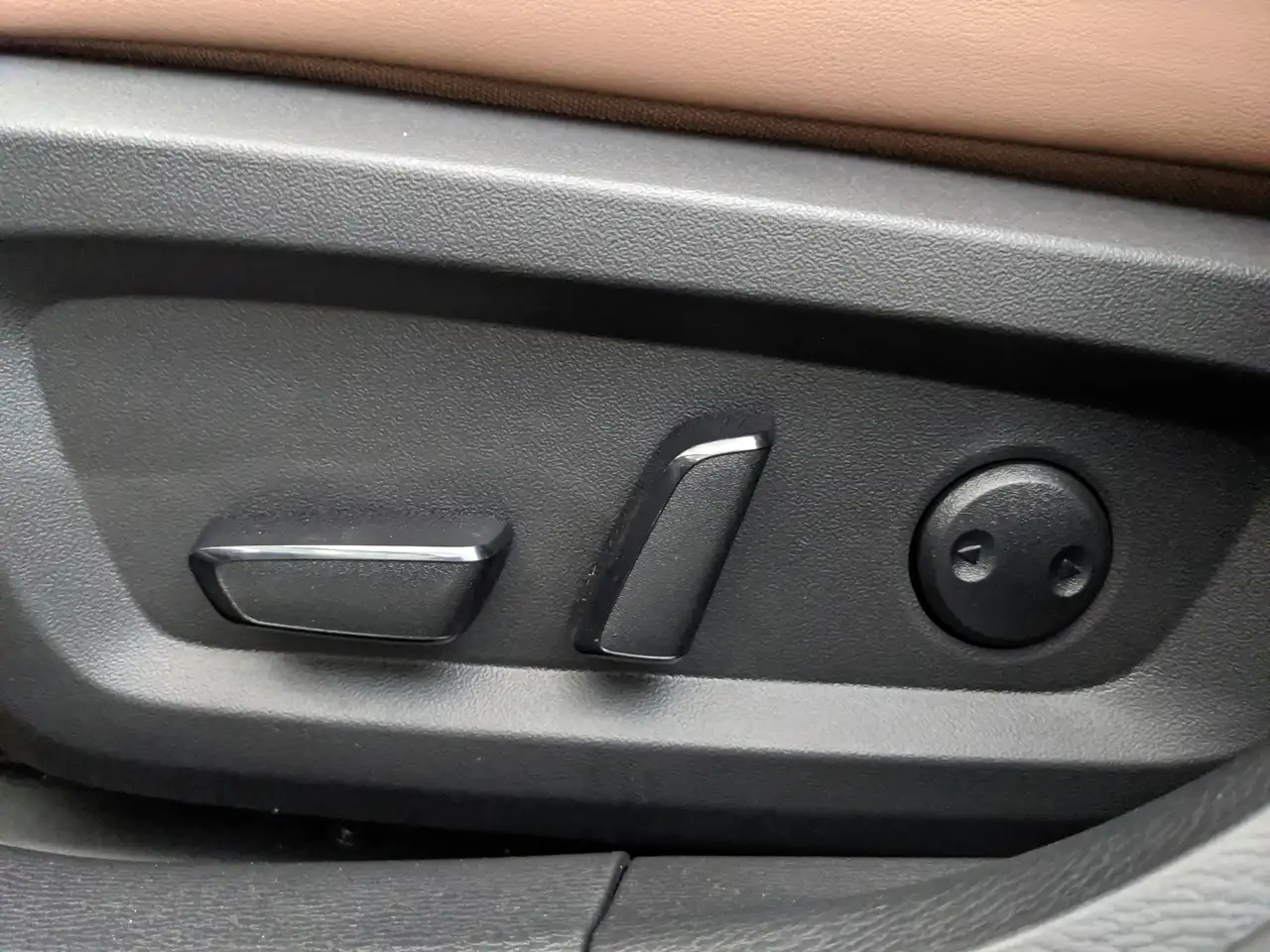 Mitsubishi Outlander снимка Mitsubishi Outlander