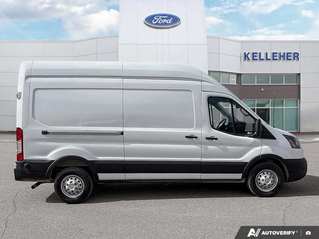 Ford Transit Cargo Van снимка Ford Transit Cargo Van
