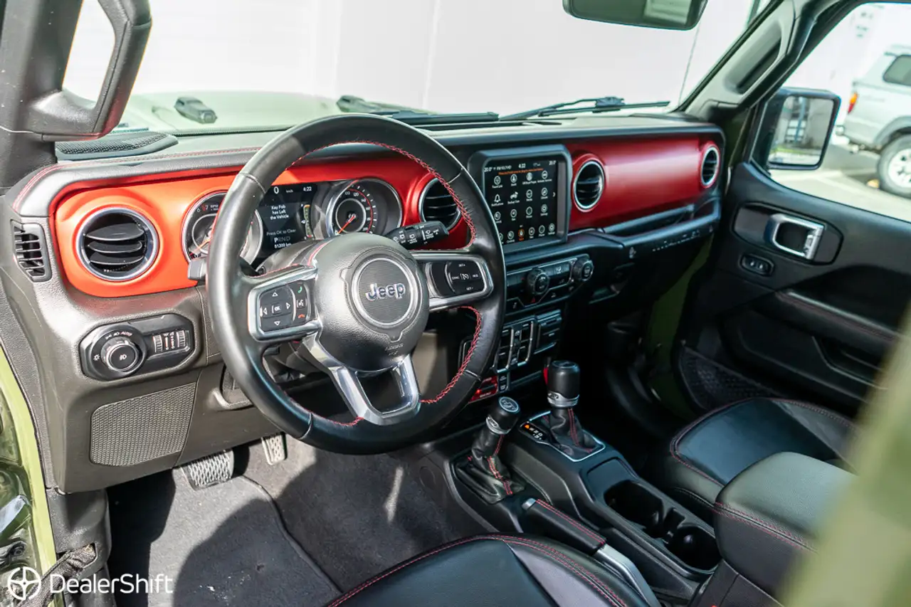 Jeep Wrangler снимка Jeep Wrangler