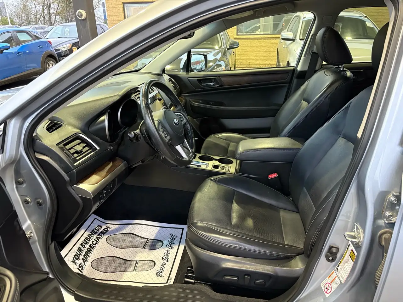 Subaru OUTBACK fotografie Subaru OUTBACK