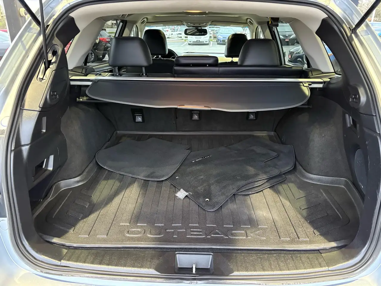 Subaru OUTBACK fotografie Subaru OUTBACK