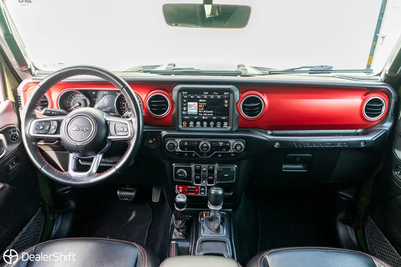 Jeep Wrangler снимка Jeep Wrangler
