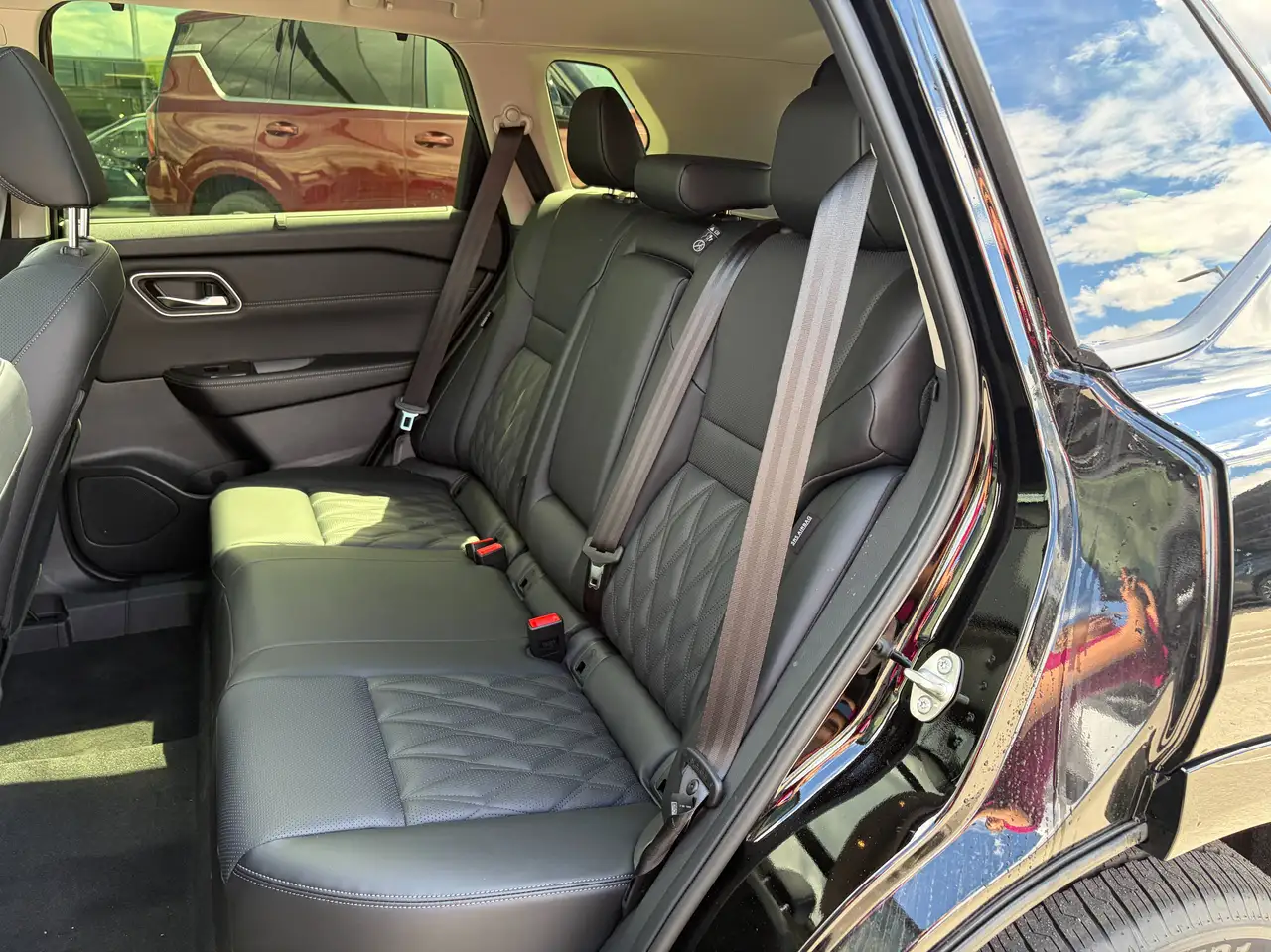 Nissan Rogue photo Nissan Rogue