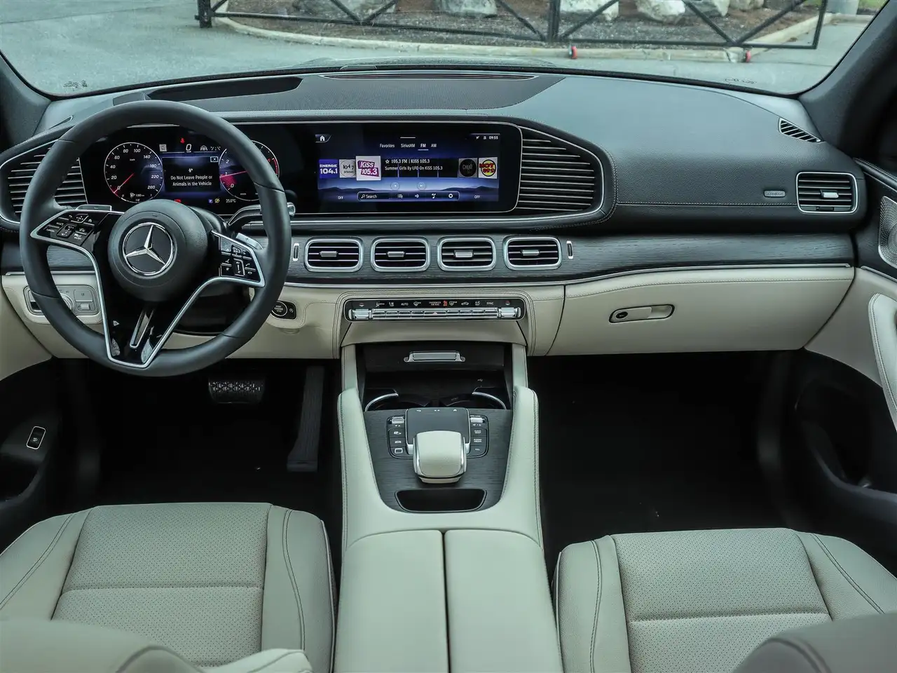 Mercedes-Benz GLE photo Mercedes-Benz GLE