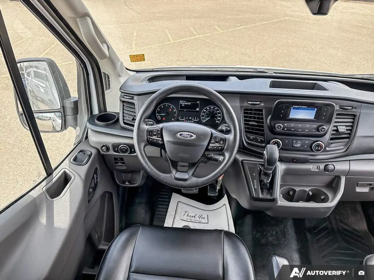 Ford Transit Cargo Van снимка Ford Transit Cargo Van