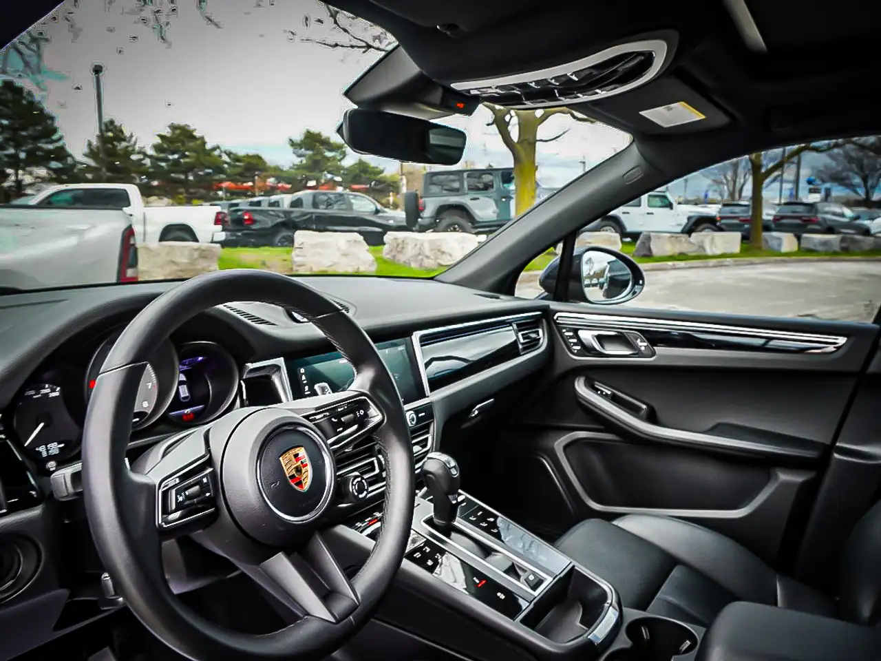 Porsche Macan снимка Porsche Macan