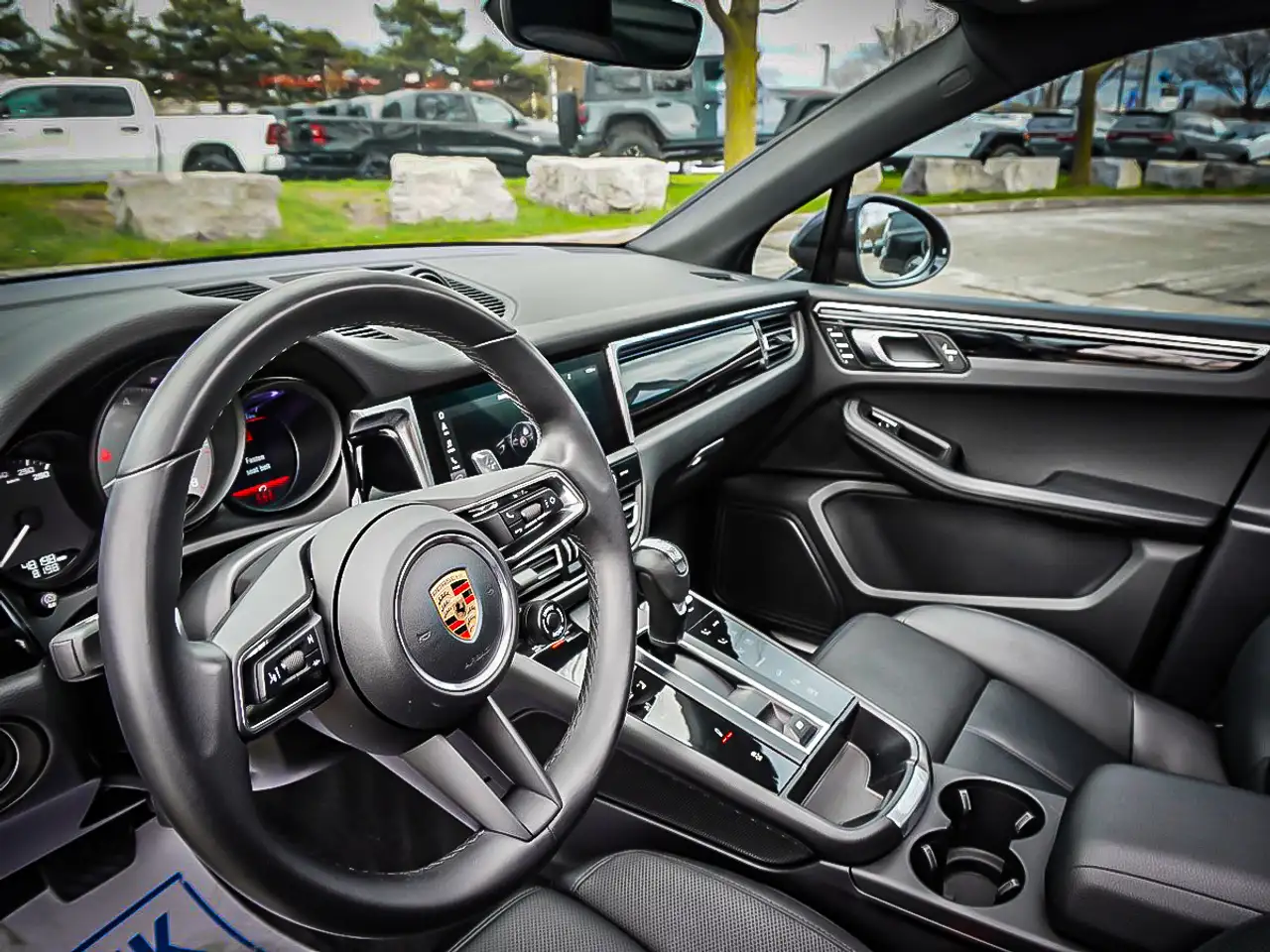 Porsche Macan снимка Porsche Macan