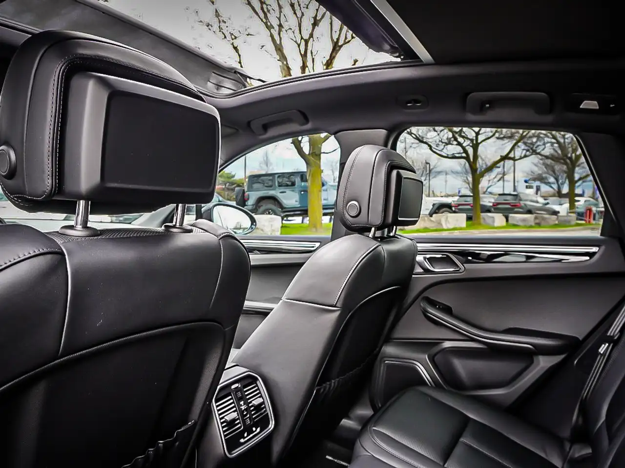 Porsche Macan снимка Porsche Macan