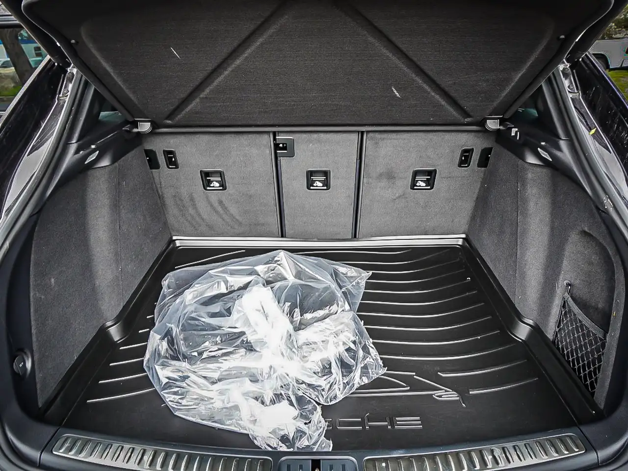 Porsche Macan снимка Porsche Macan