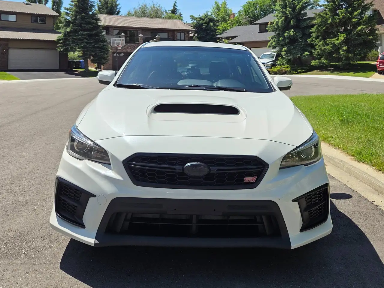 Subaru WRX снимка Subaru WRX