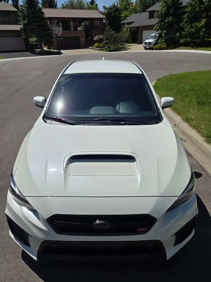 Subaru WRX снимка Subaru WRX