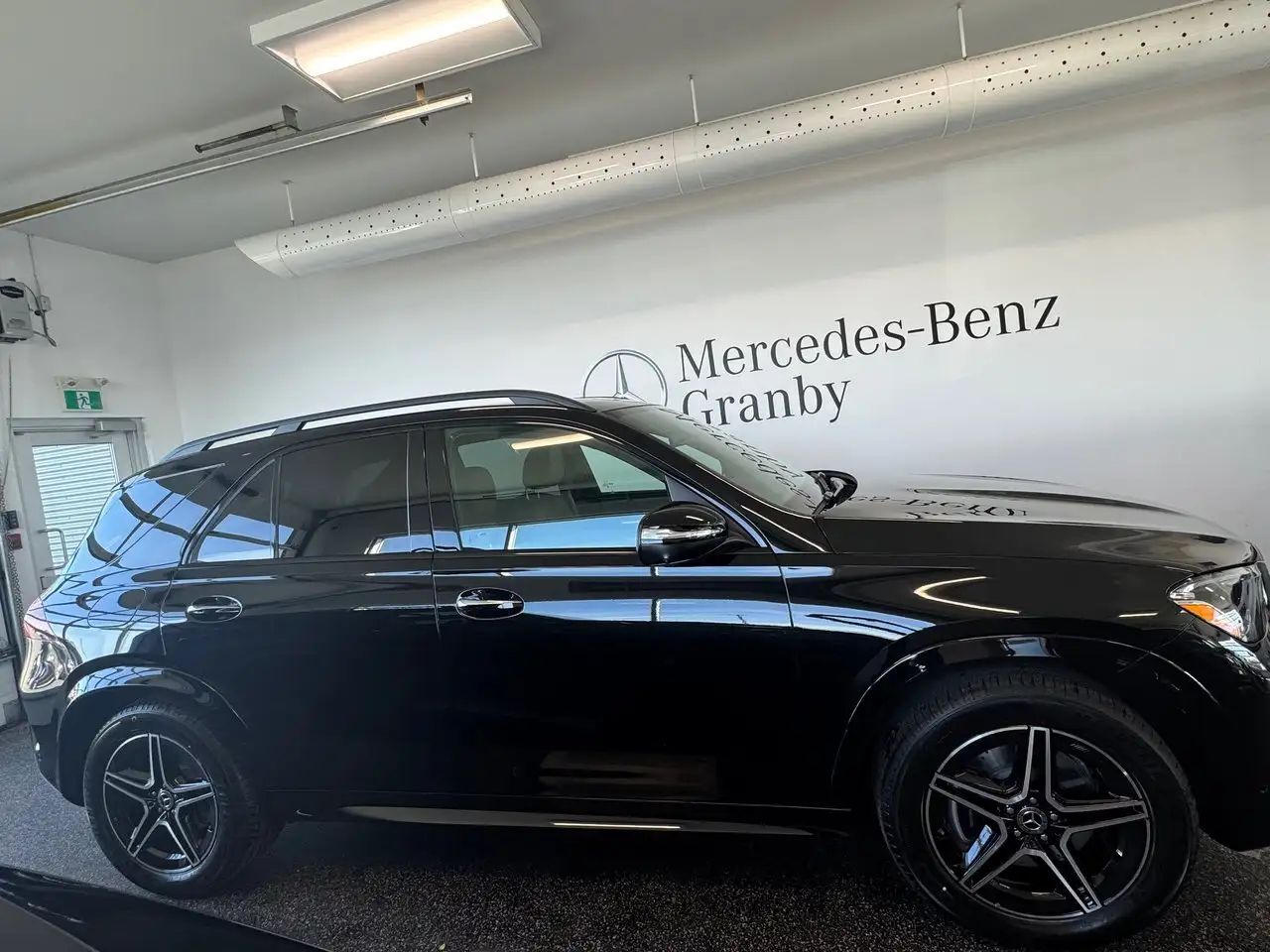 Mercedes-Benz GLE снимка Mercedes-Benz GLE