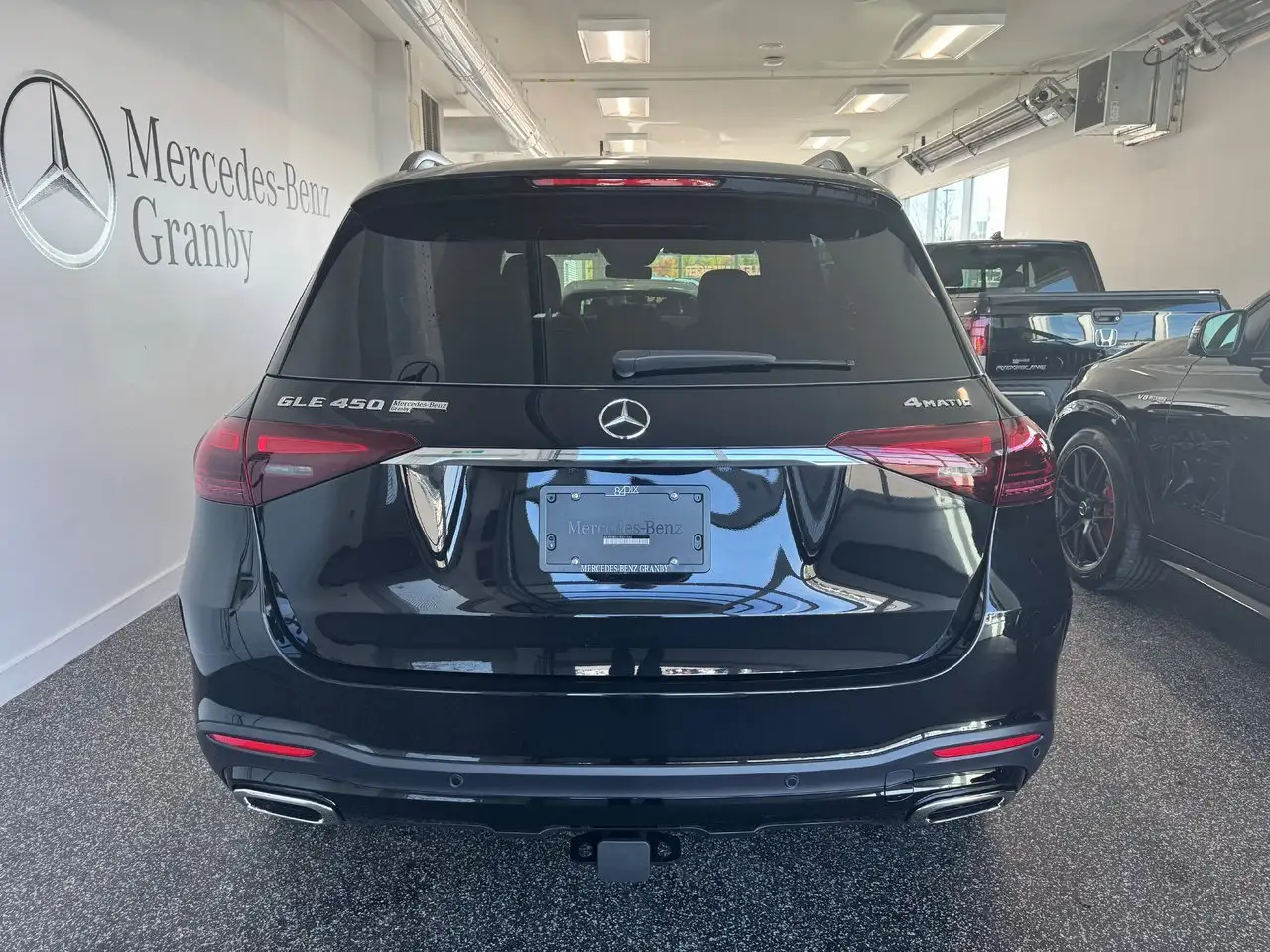 Mercedes-Benz GLE снимка Mercedes-Benz GLE