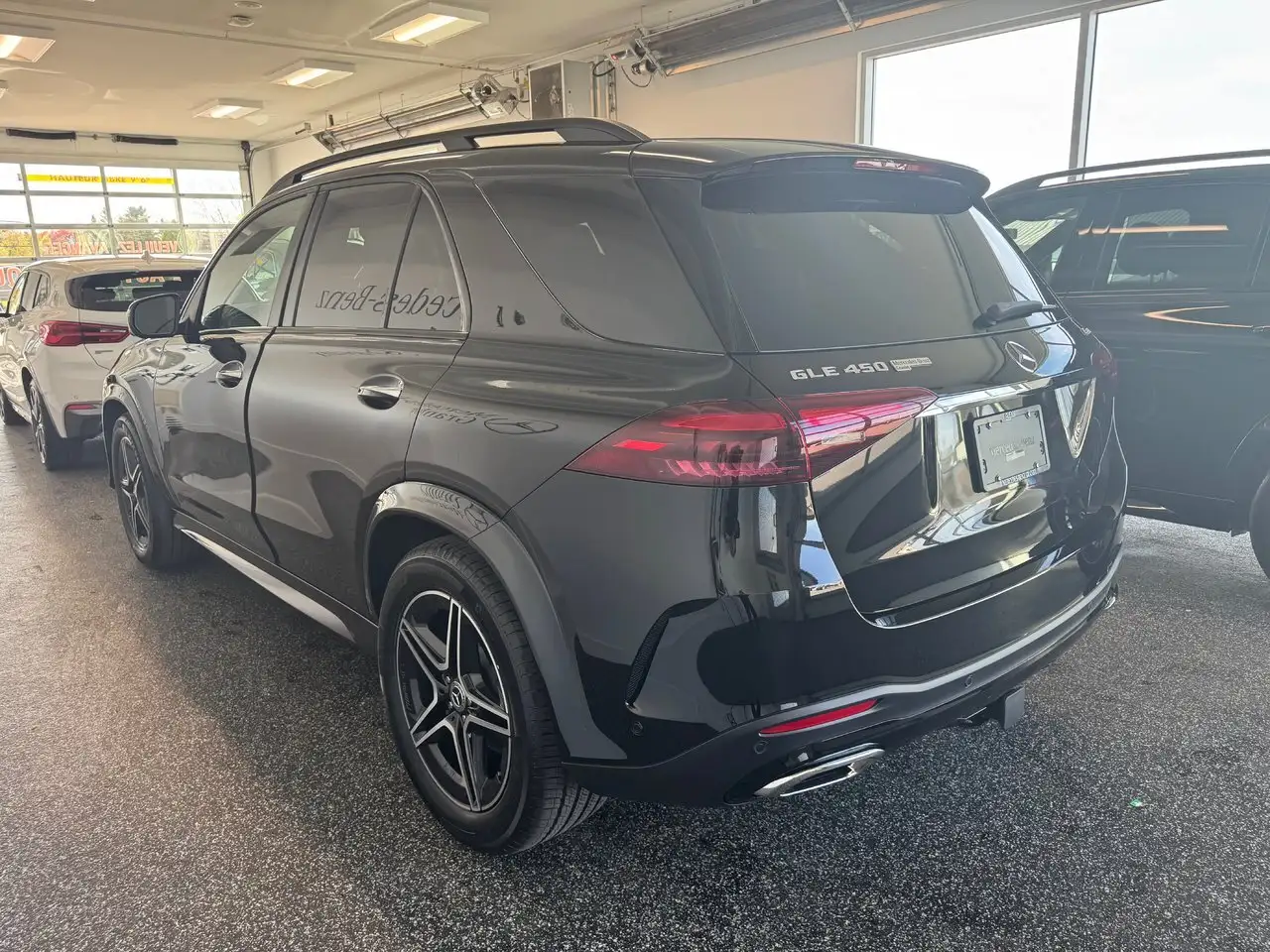 Mercedes-Benz GLE снимка Mercedes-Benz GLE