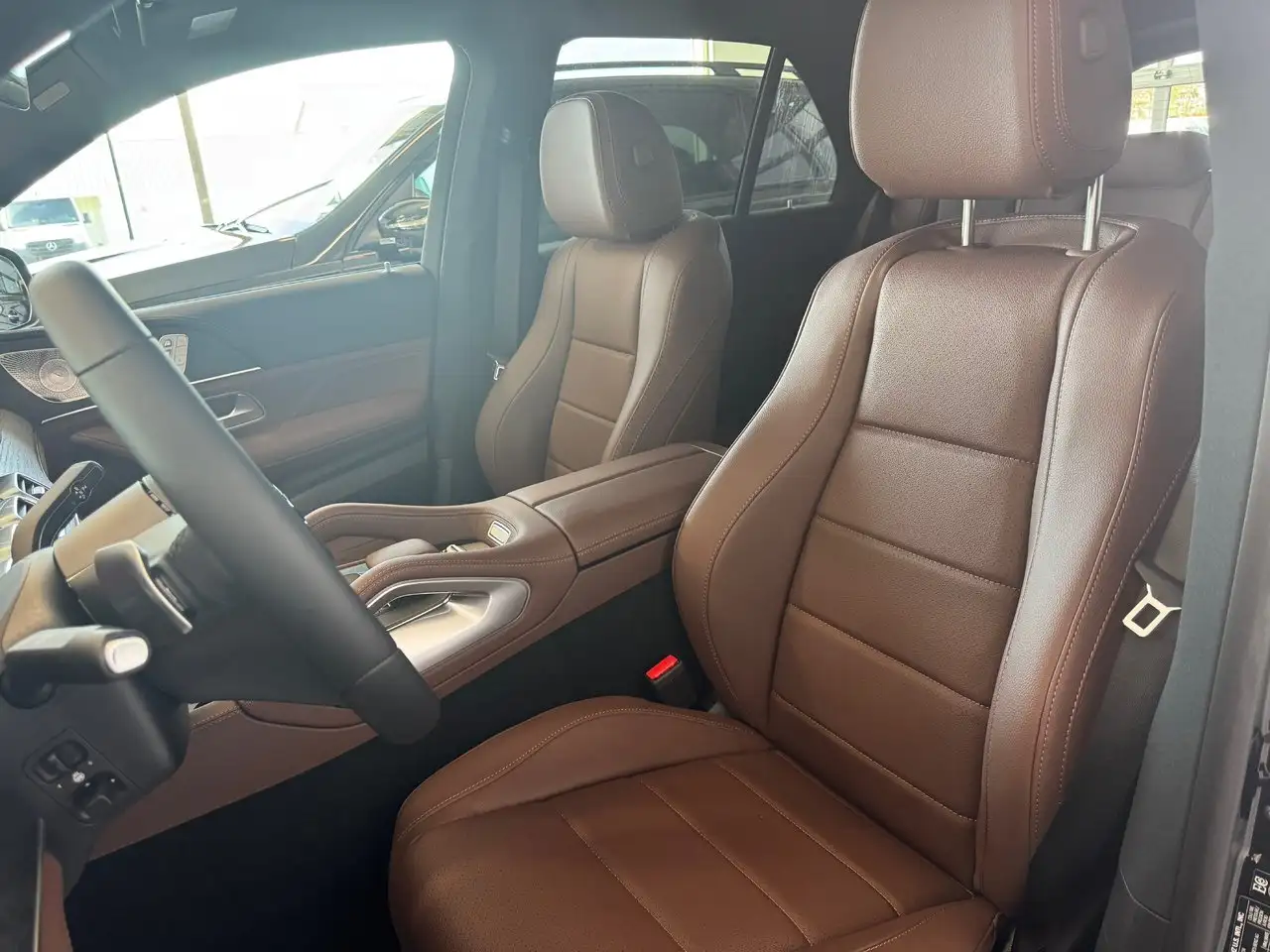 Mercedes-Benz GLE снимка Mercedes-Benz GLE