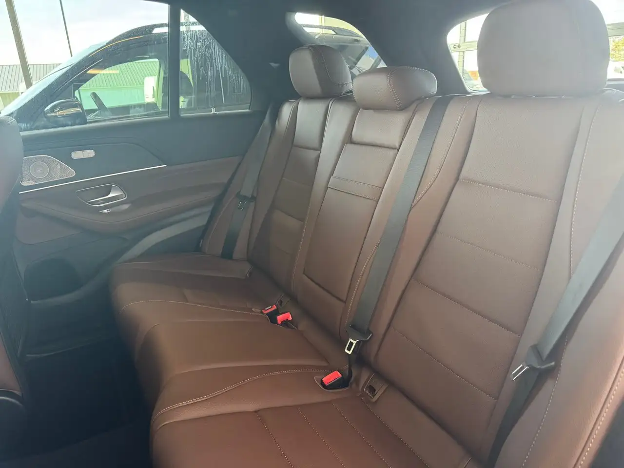 Mercedes-Benz GLE снимка Mercedes-Benz GLE