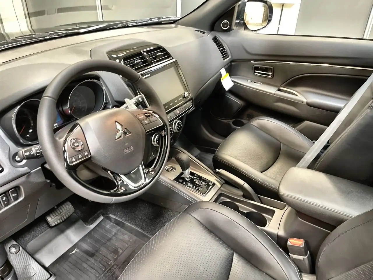 Mitsubishi RVR снимка Mitsubishi RVR