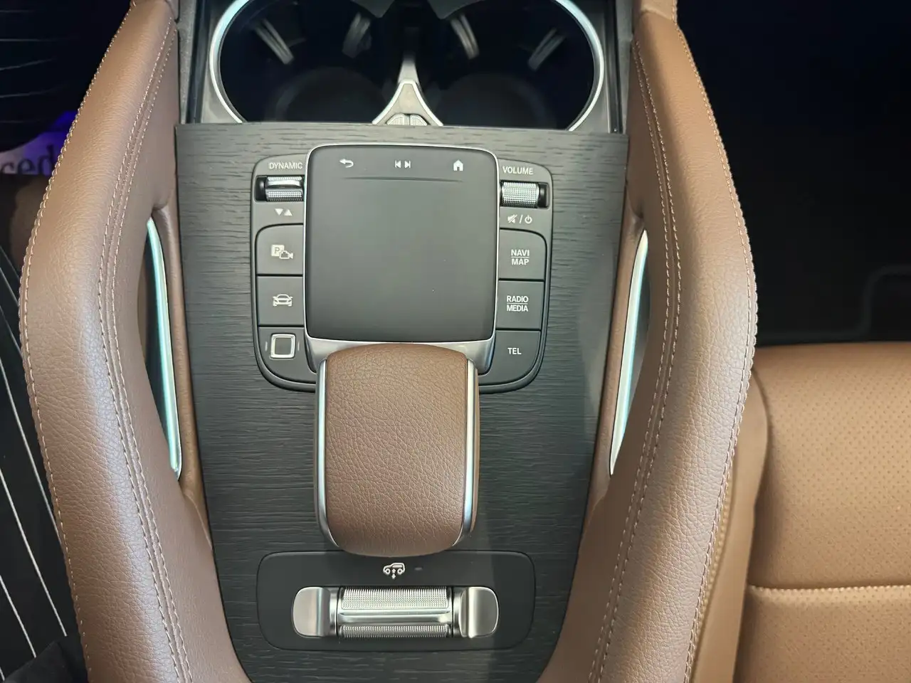 Mercedes-Benz GLE снимка Mercedes-Benz GLE