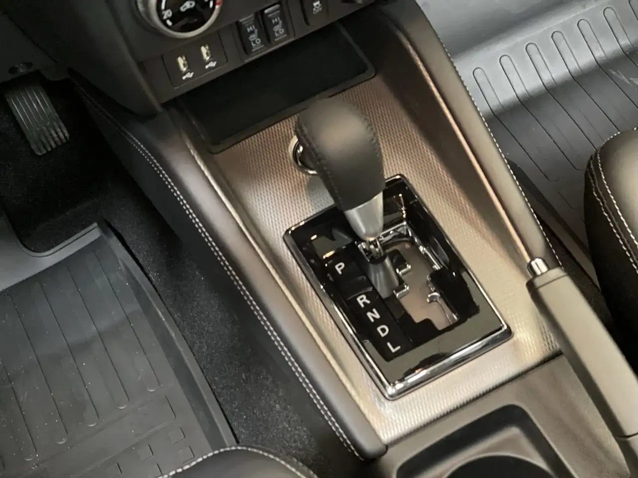 Mitsubishi RVR снимка Mitsubishi RVR
