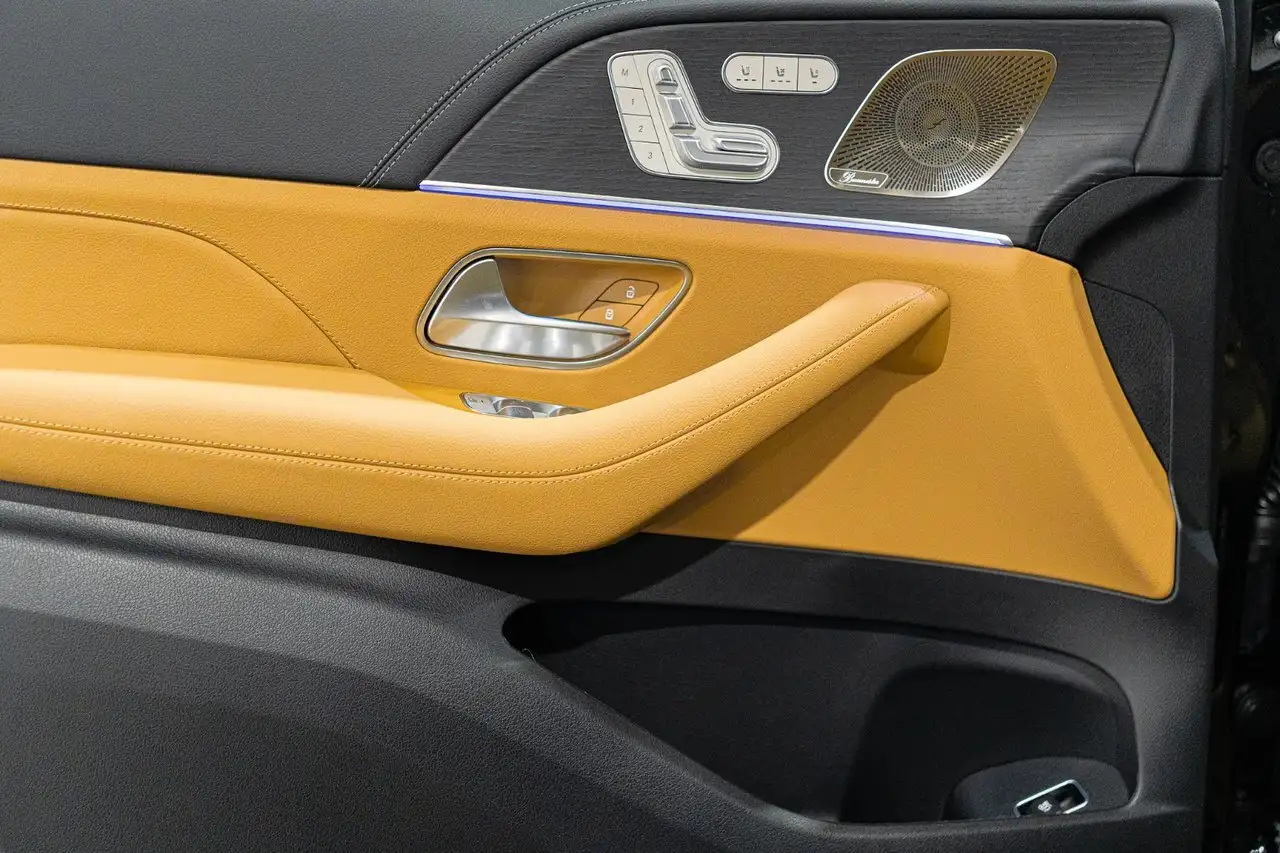 Mercedes-Benz GLE снимка Mercedes-Benz GLE