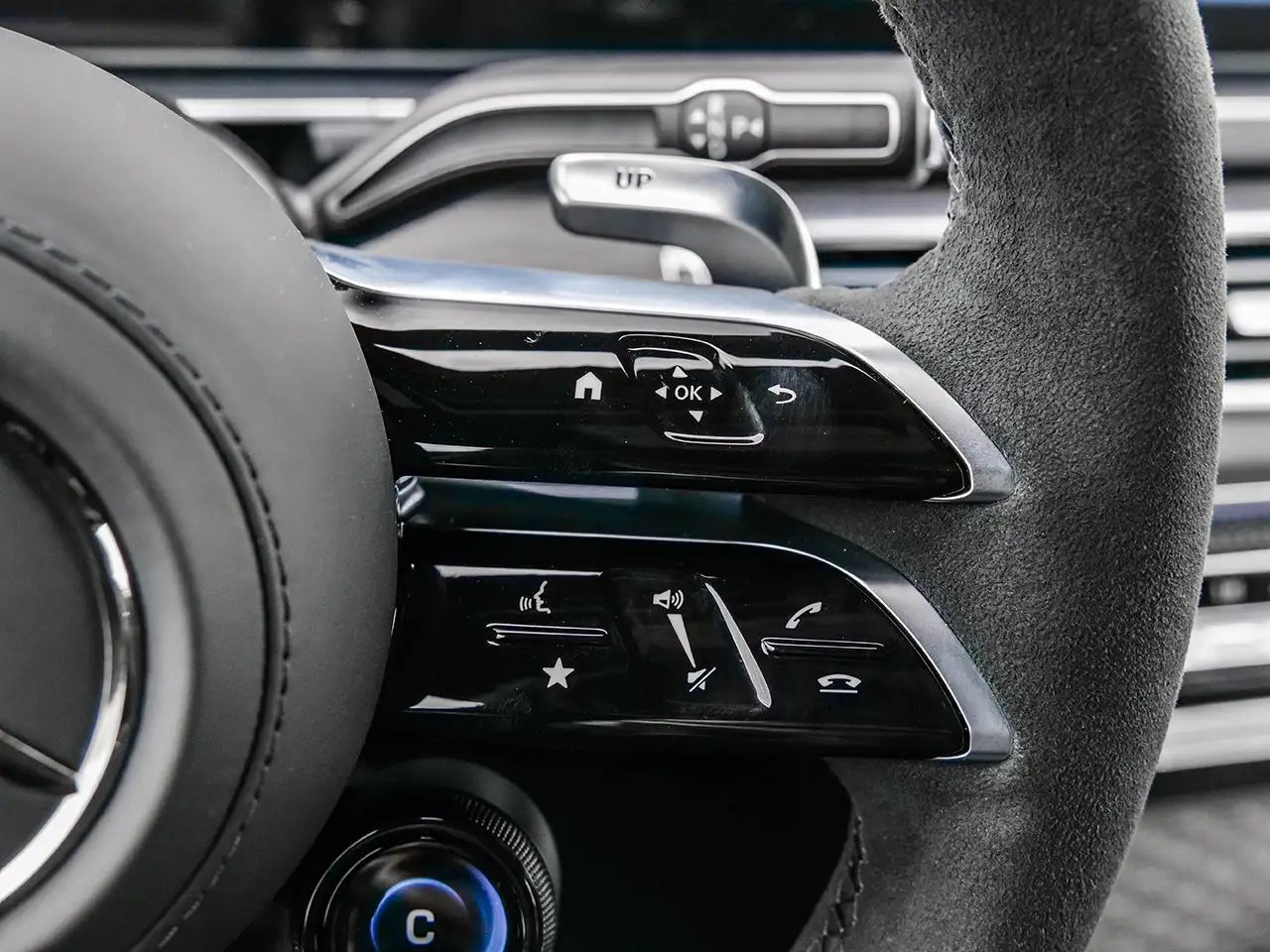 Mercedes-Benz GLE снимка Mercedes-Benz GLE