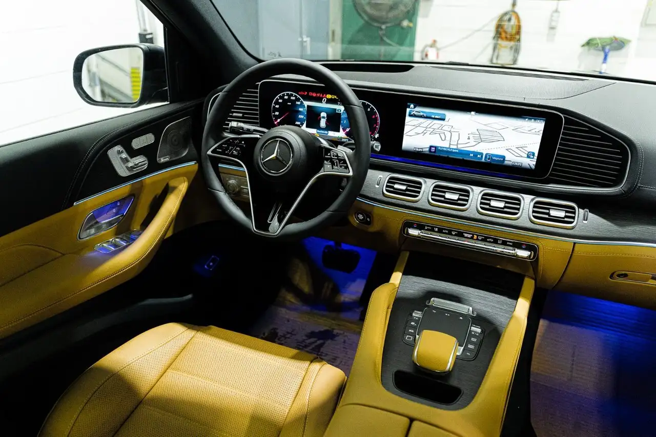 Mercedes-Benz GLE снимка Mercedes-Benz GLE