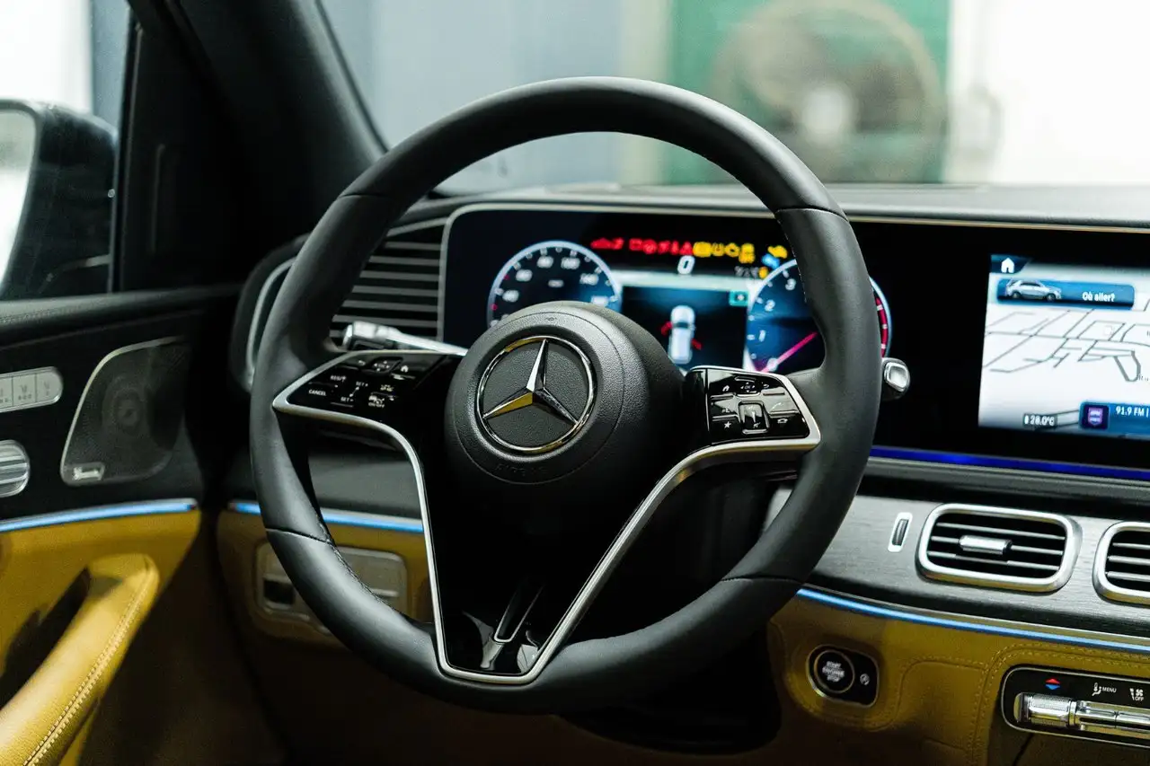 Mercedes-Benz GLE снимка Mercedes-Benz GLE