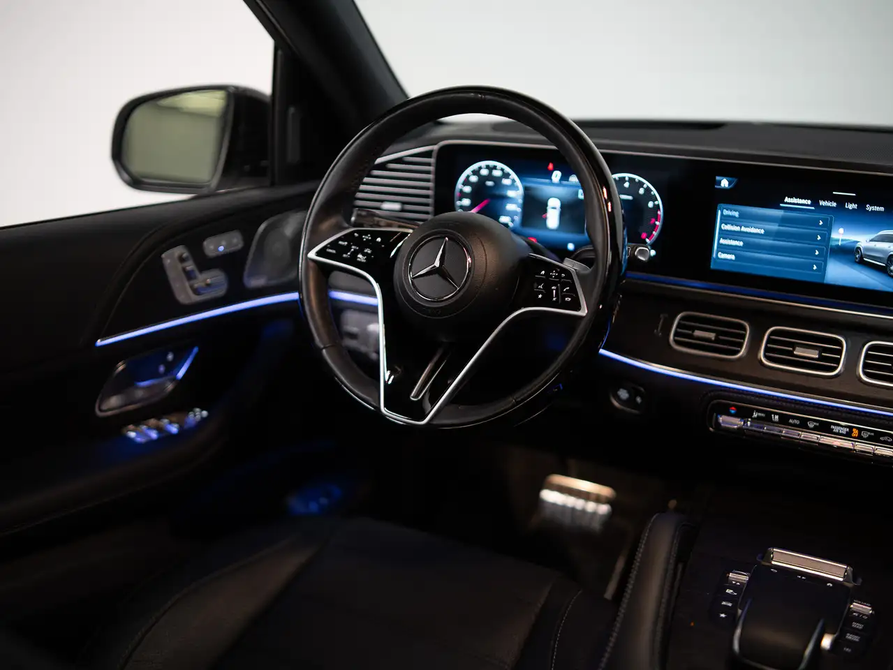 Mercedes-Benz GLS снимка Mercedes-Benz GLS