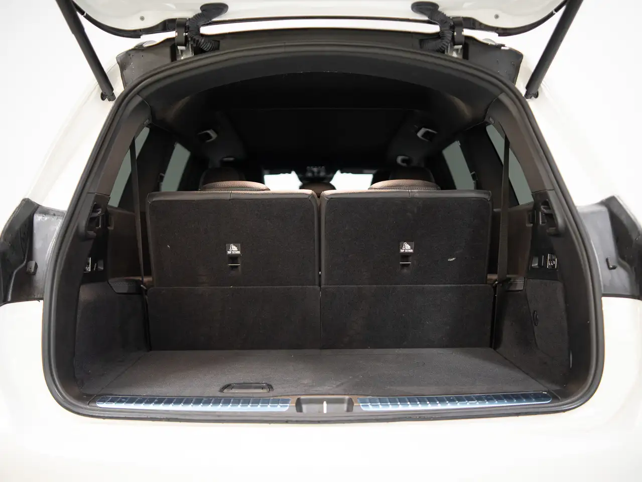Mercedes-Benz GLS снимка Mercedes-Benz GLS