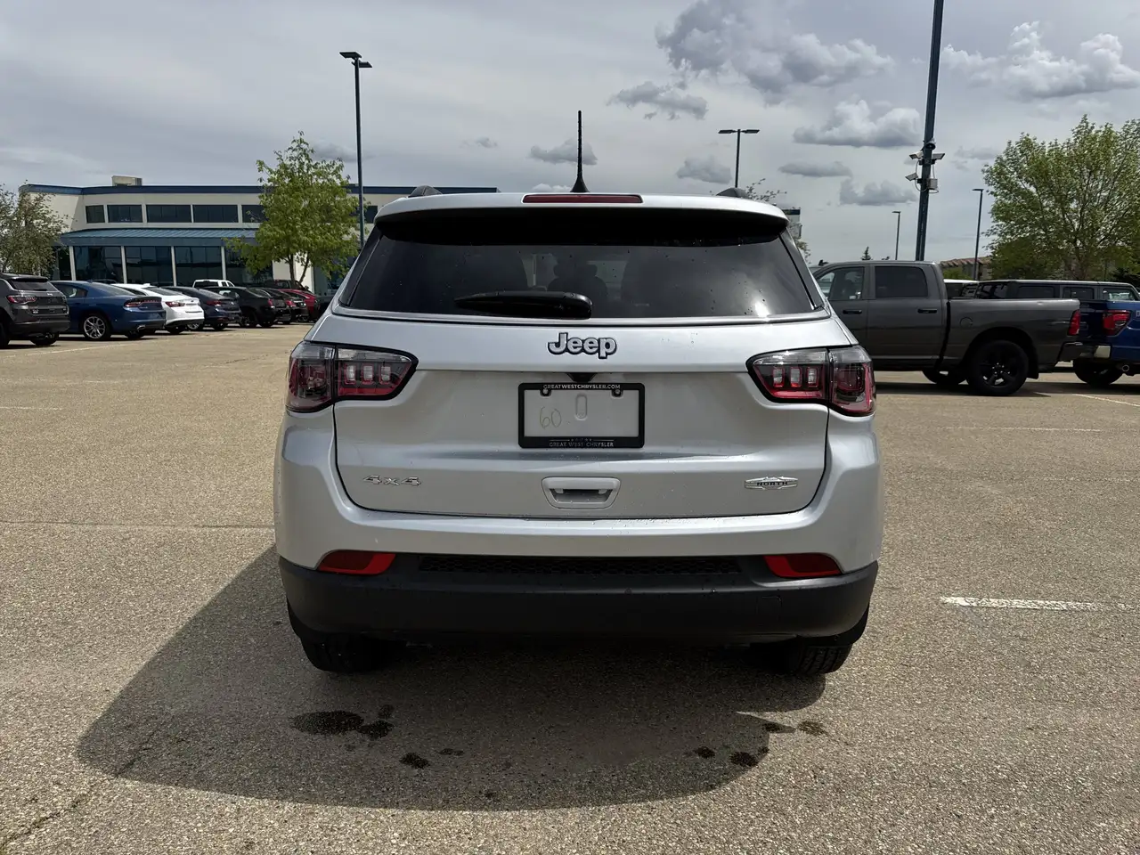 Jeep Compass photo Jeep Compass
