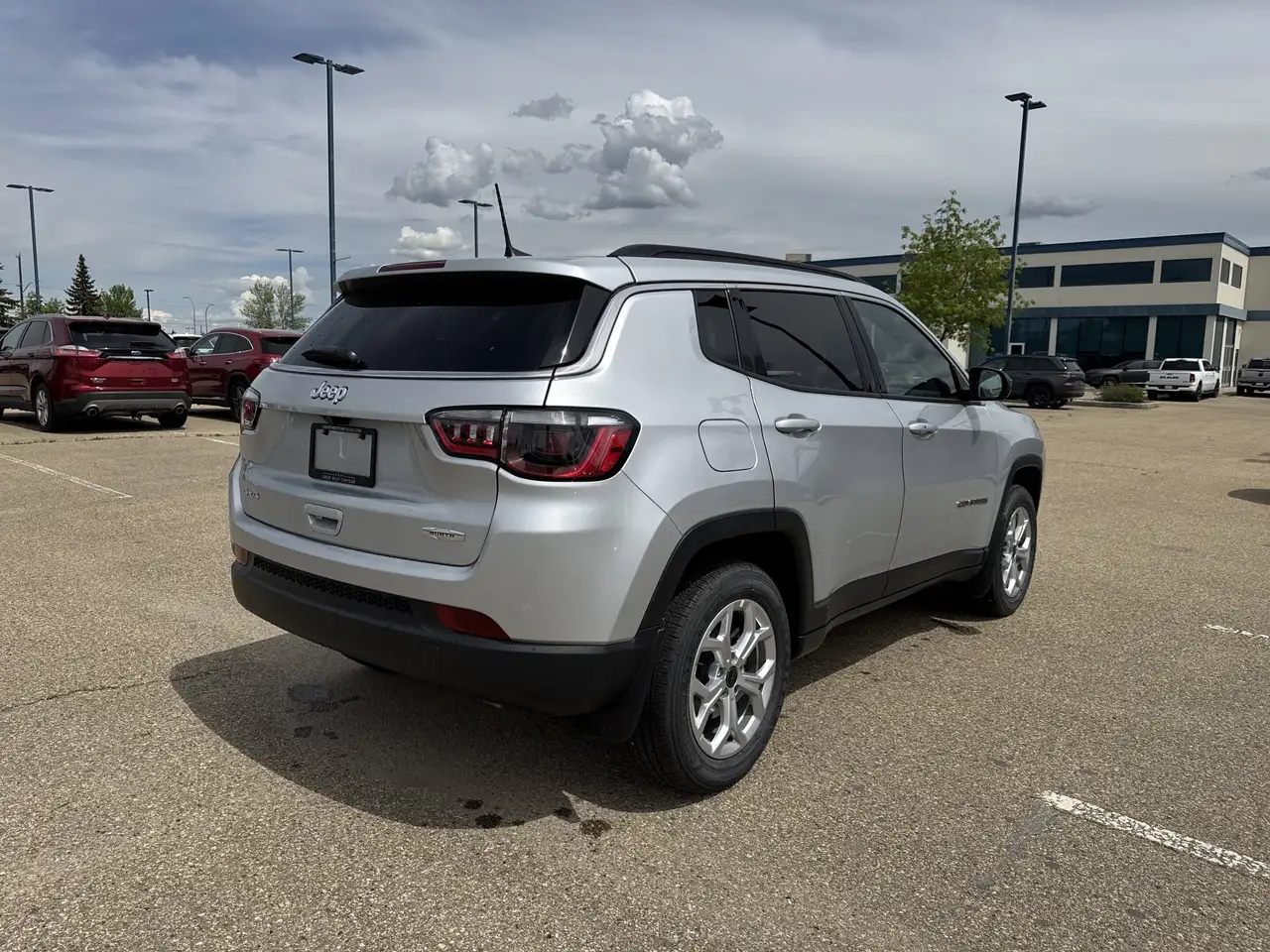 Jeep Compass photo Jeep Compass
