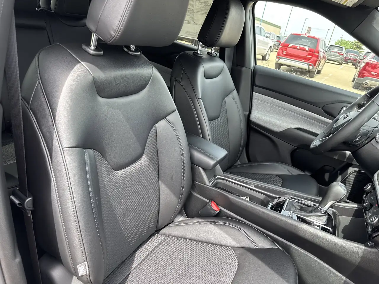 Jeep Compass photo Jeep Compass