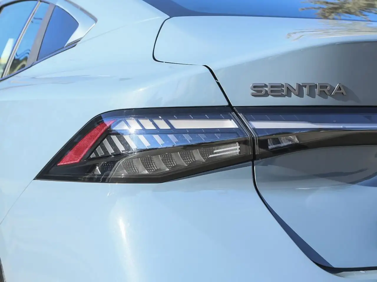 Nissan Sentra снимка Nissan Sentra