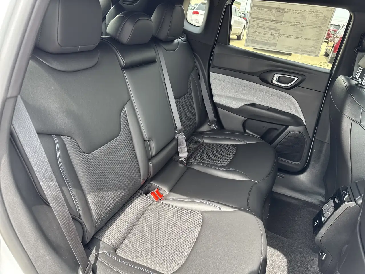 Jeep Compass photo Jeep Compass