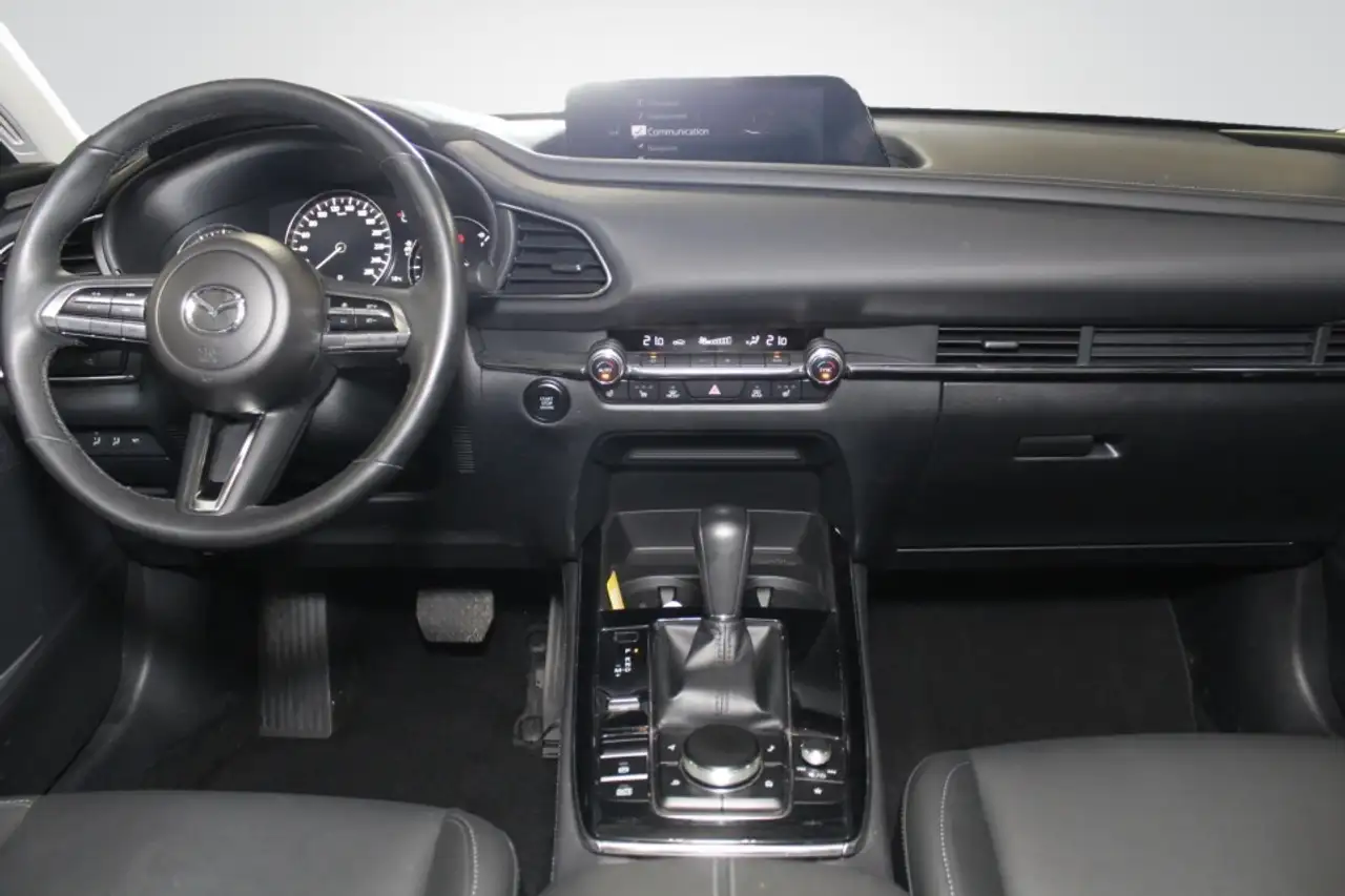 Mazda CX-30 photo Mazda CX-30