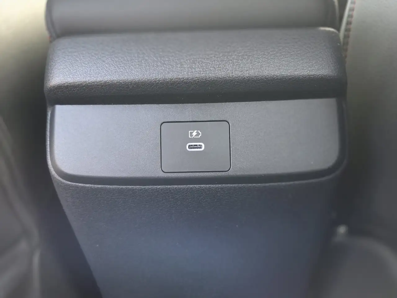 Nissan Sentra снимка Nissan Sentra