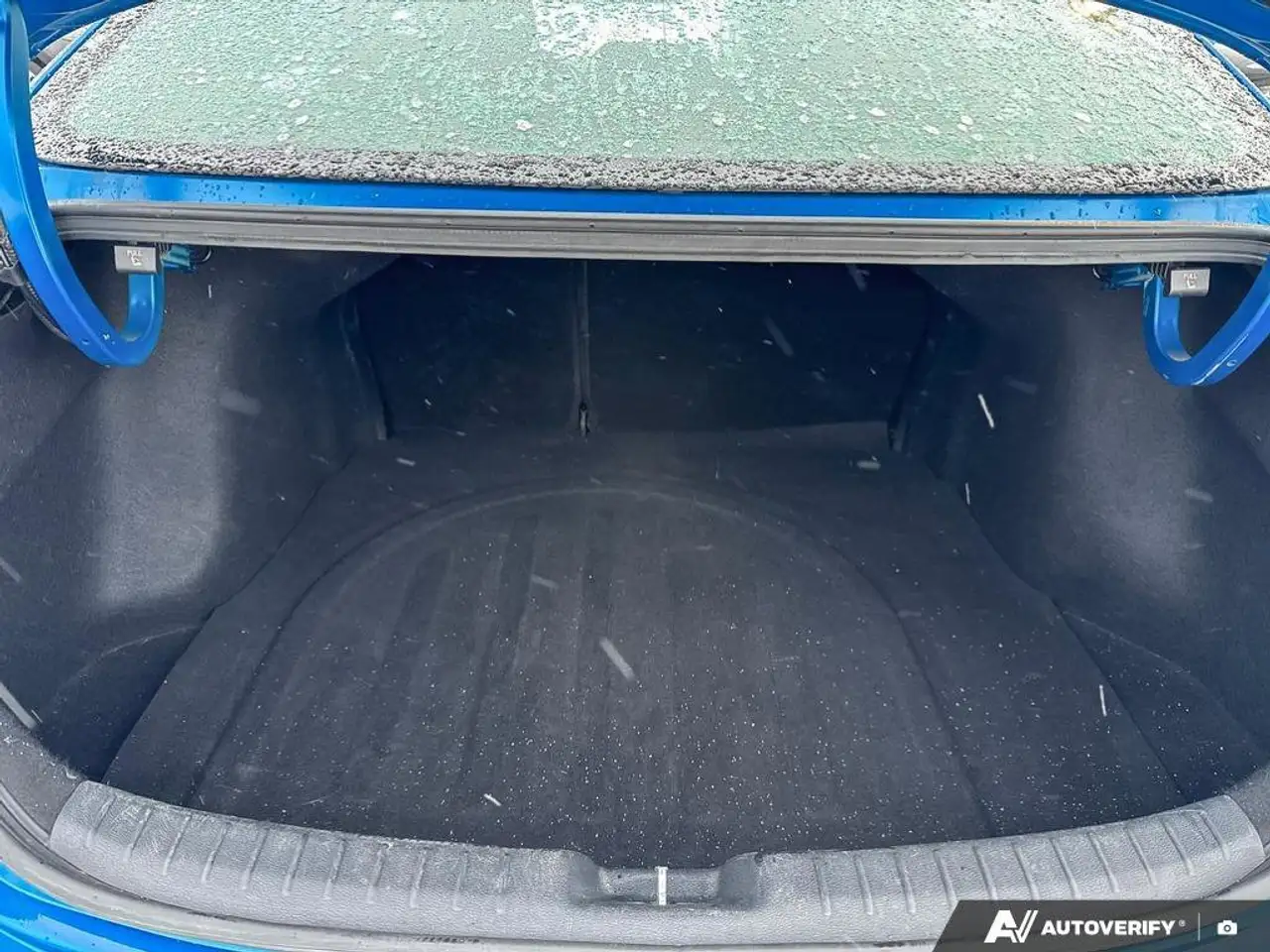 Kia Forte снимка Kia Forte