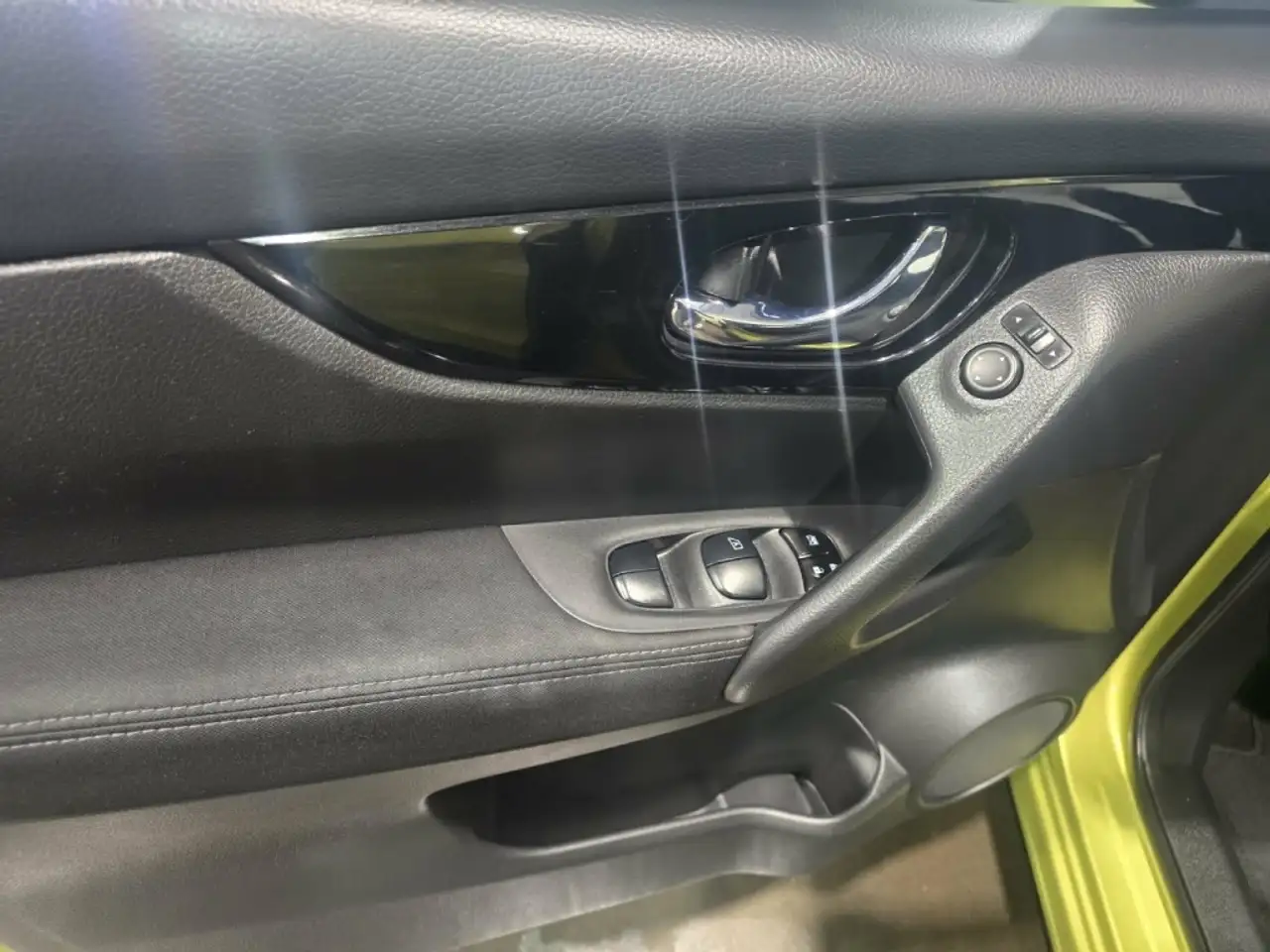 Nissan Qashqai снимка Nissan Qashqai